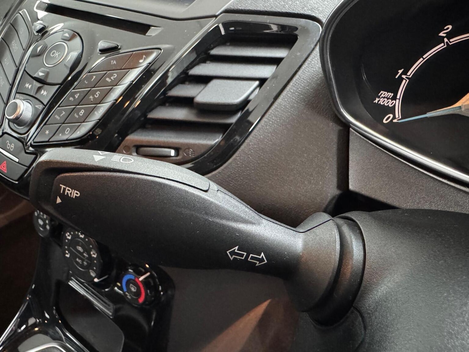 Used Ford Fiesta 2015 for sale - 77240309: Photo 32