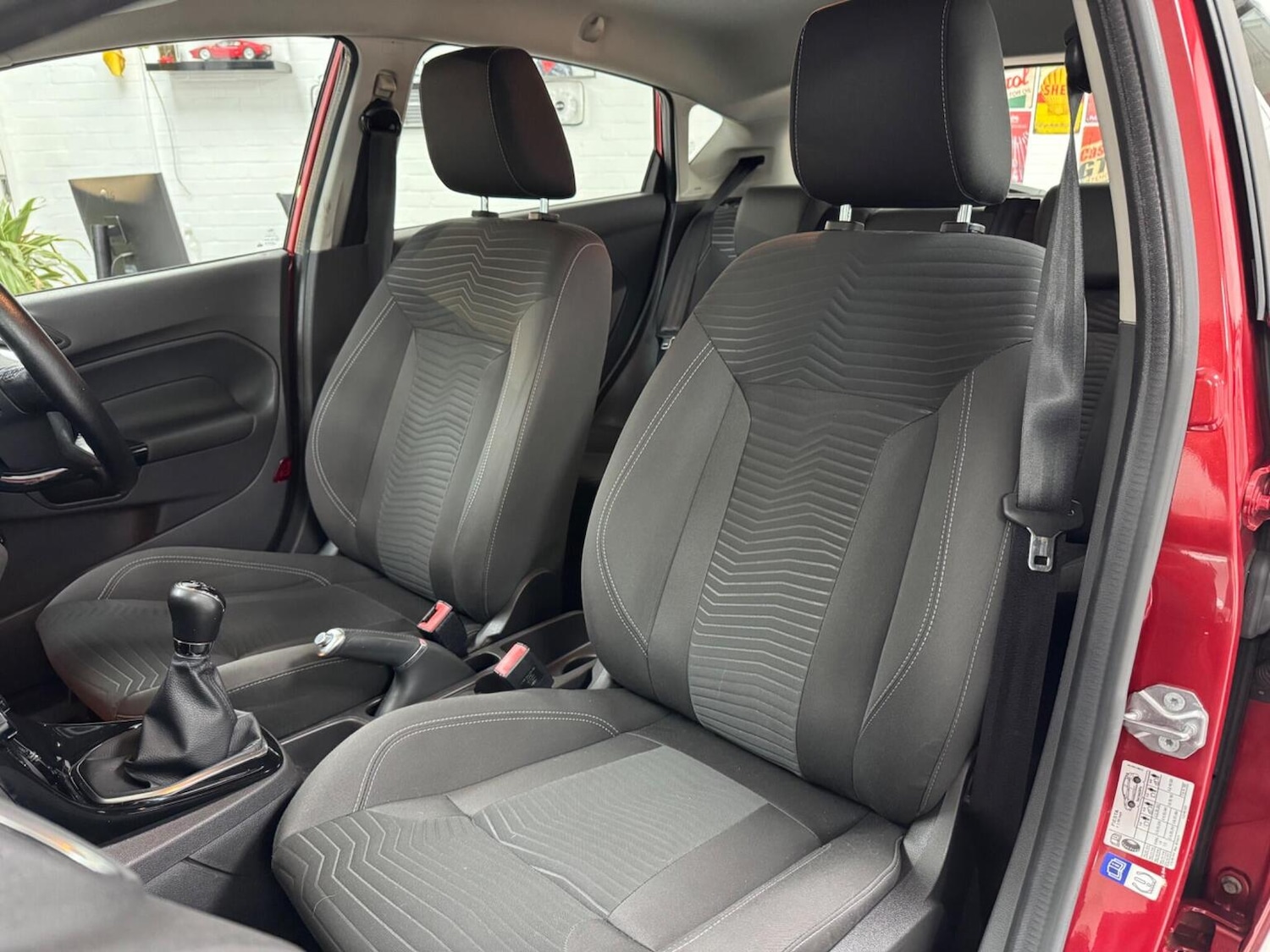 Used Ford Fiesta 2015 for sale - 77240309: Photo 35