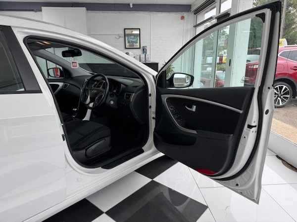 Used Hyundai i30 2014 for sale - 76198290: Photo 18