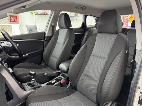 Used Hyundai i30 2014 for sale - 76198290: Photo 45