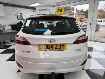 Used Hyundai i30 2014 for sale - 76198290: Photo 4