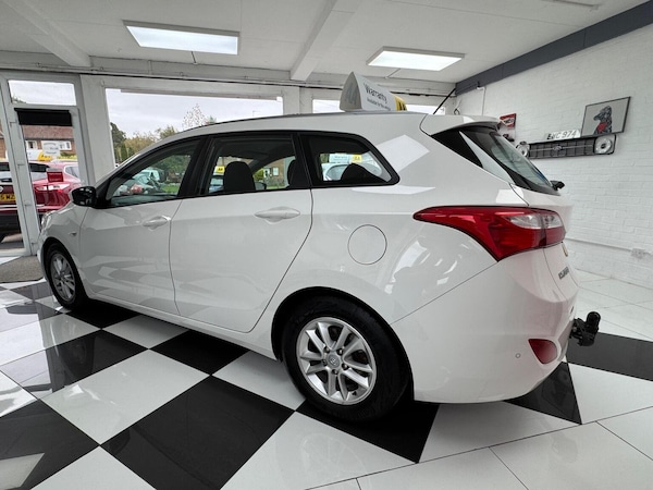 Used Hyundai i30 2014 for sale - 76198290: Photo 5