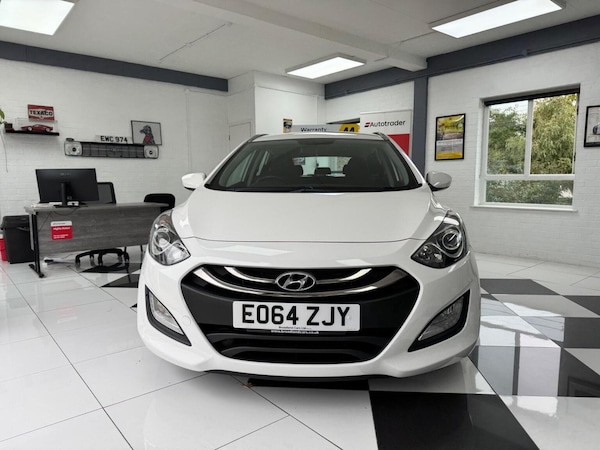Used Hyundai i30 2014 for sale - 76198290: Photo 8