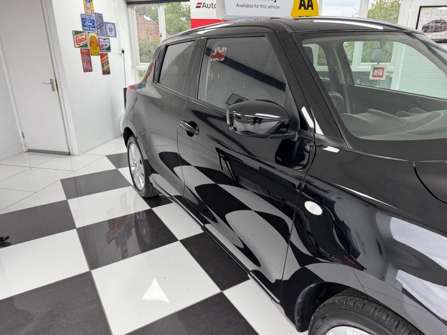 Used Suzuki Swift 2018 for sale - 76134036: Photo 10