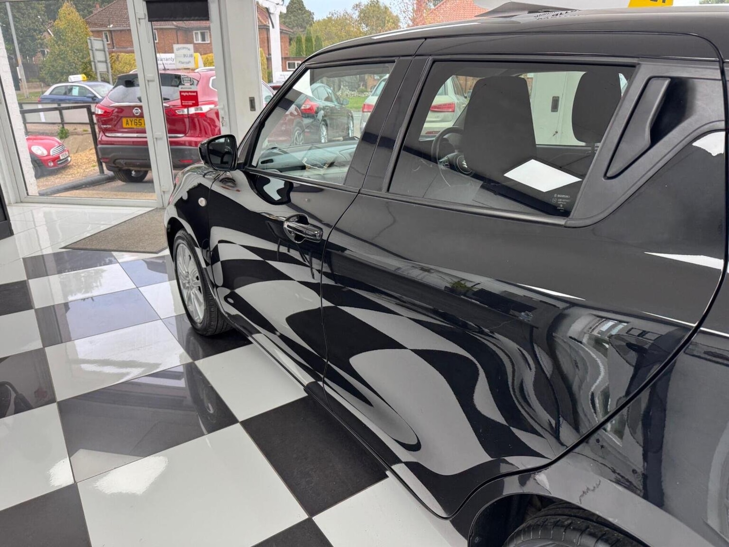 Used Suzuki Swift 2018 for sale - 76134036: Photo 12