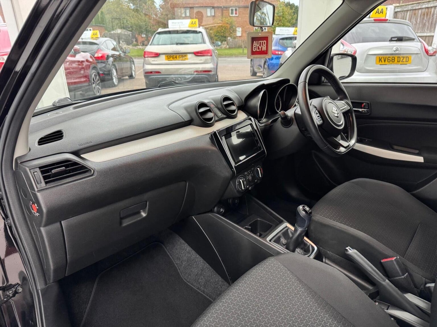 Used Suzuki Swift 2018 for sale - 76134036: Photo 45