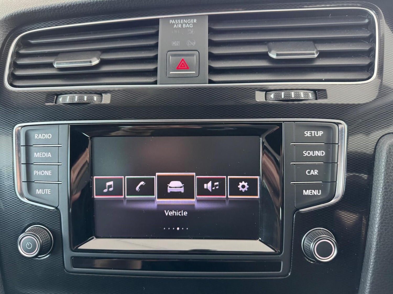 Used Volkswagen Golf 2014 for sale - 77822192: Photo 32