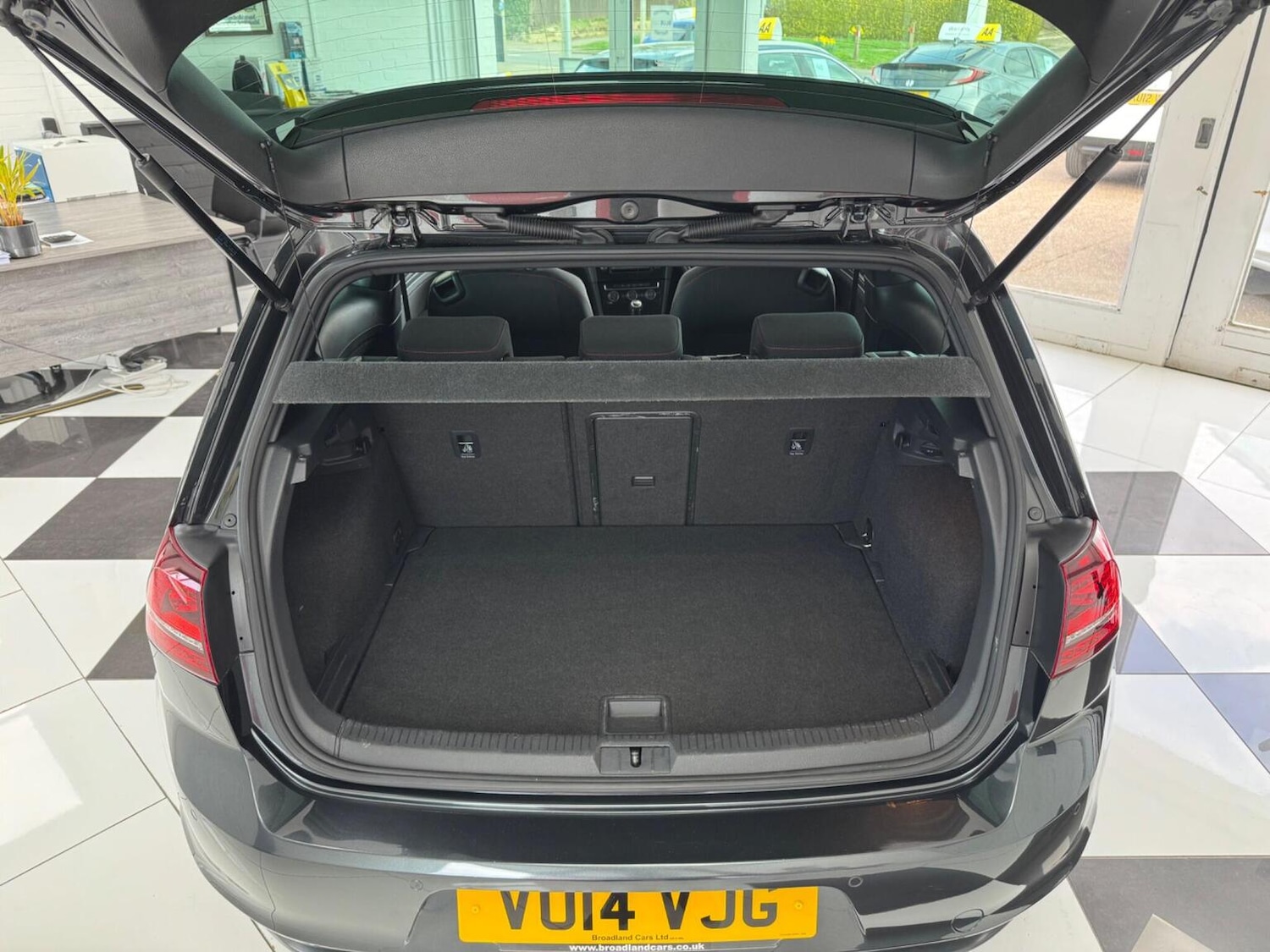 Used Volkswagen Golf 2014 for sale - 77822192: Photo 36