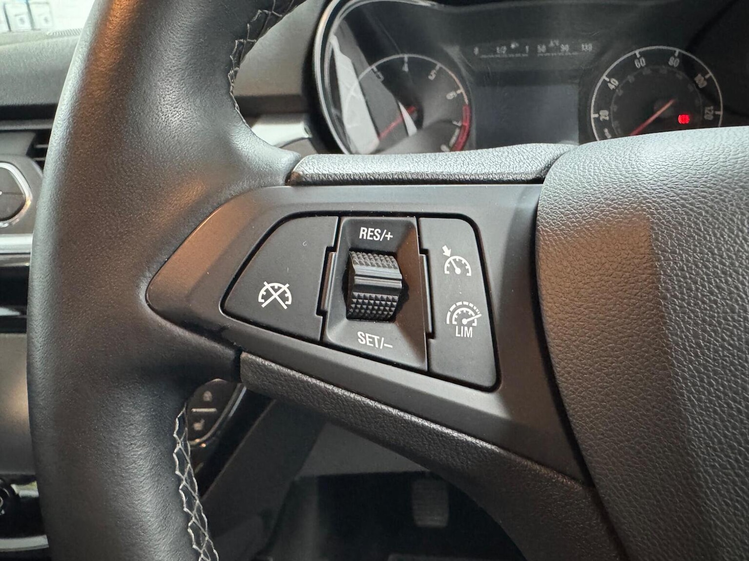 Used Vauxhall Corsa 2015 for sale - 77162198: Photo 21