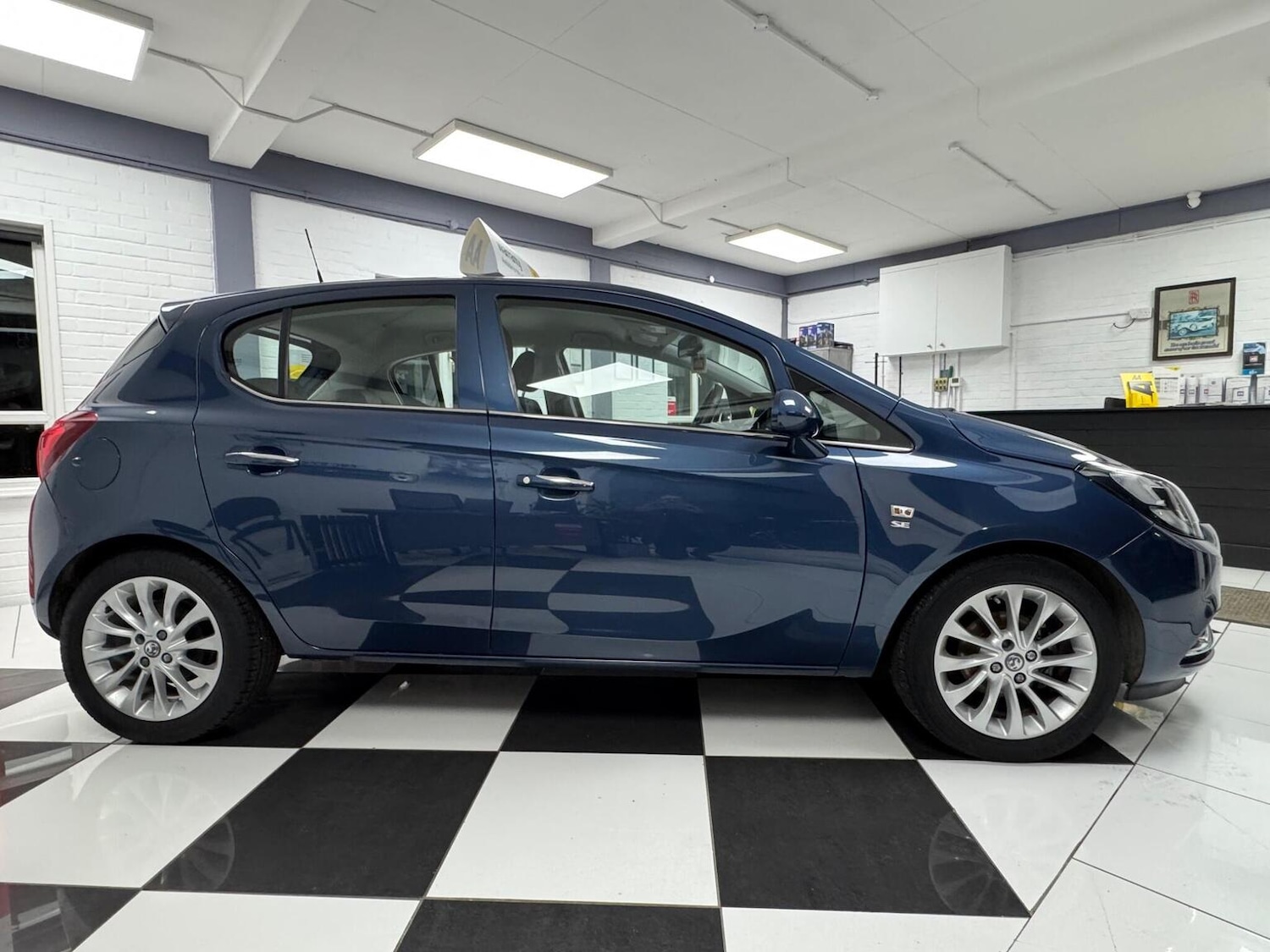 Used Vauxhall Corsa 2015 for sale - 77162198: Photo 7