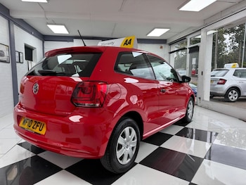 Used Volkswagen Polo 2010 for sale - 75706153: Photo