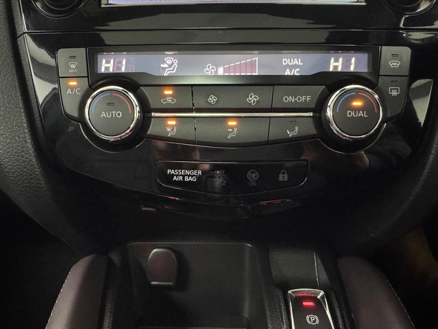 Used Nissan Qashqai 2018 for sale - 76769805: Photo 31