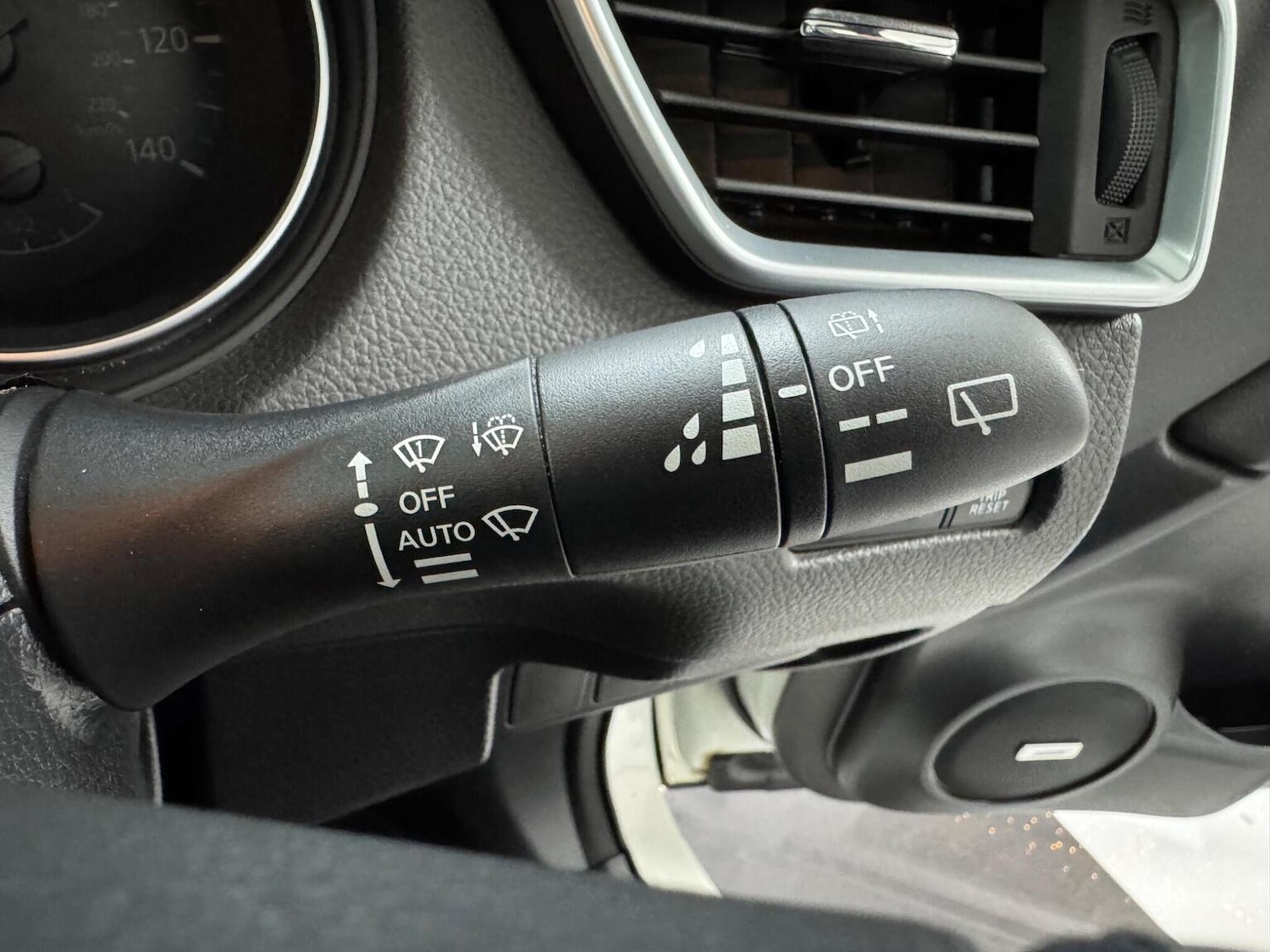 Used Nissan Qashqai 2018 for sale - 76769805: Photo 37