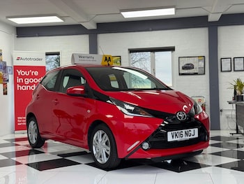 2016 - 1.0 VVT-i x-pression Euro 6 5dr