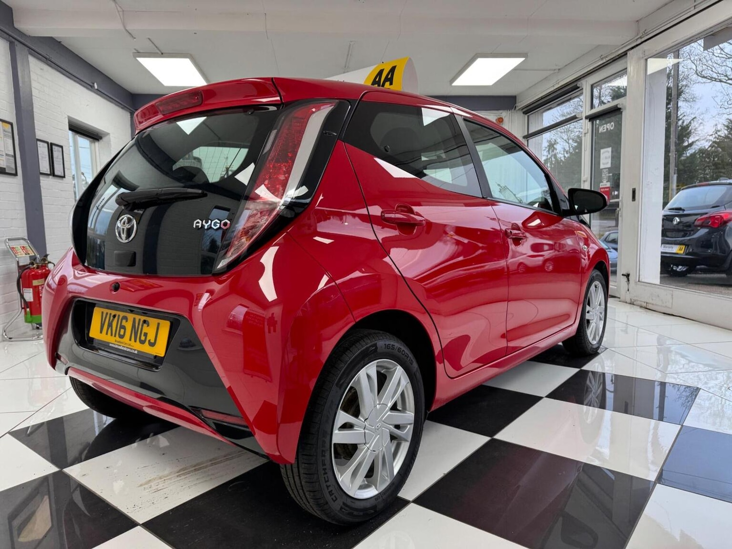 Used Toyota AYGO 2016 for sale - 77438248: Photo 8