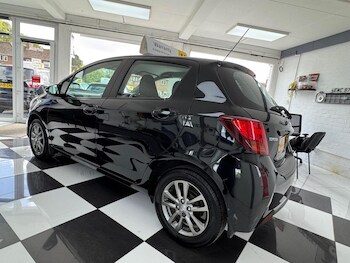Used Toyota Yaris 2014 for sale - 78476860: Photo