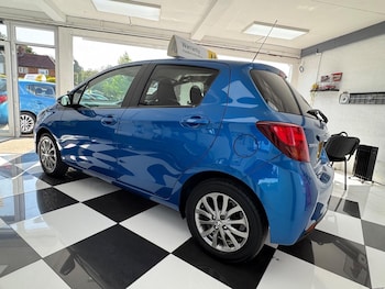 Used Toyota Yaris 2016 for sale - 79347267: Photo