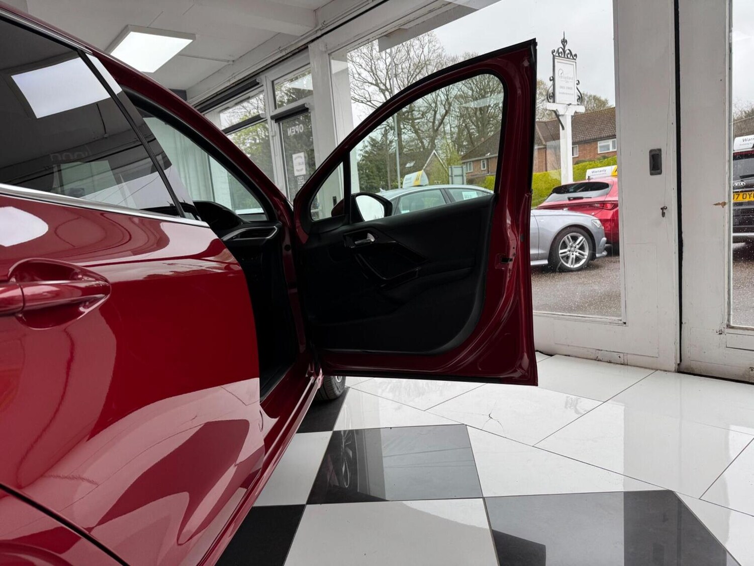 Used Peugeot 208 2019 for sale - 78213628: Photo 26