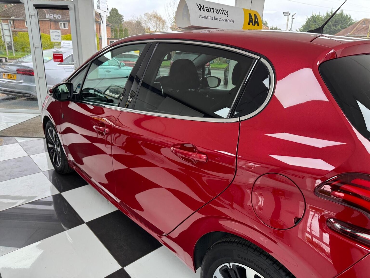 Used Peugeot 208 2019 for sale - 78213628: Photo 4