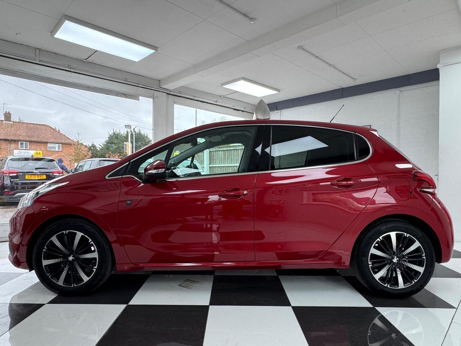 Used Peugeot 208 2019 for sale - 78213628: Photo 6