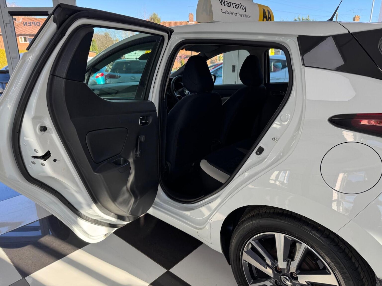 Used Nissan Micra 2017 for sale - 77977177: Photo 21