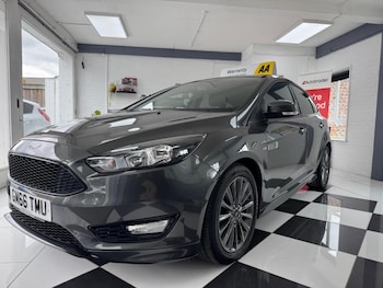 Used Ford Focus 2017 for sale - 78938198: Photo
