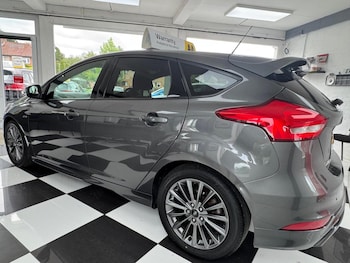 Used Ford Focus 2017 for sale - 78938198: Photo
