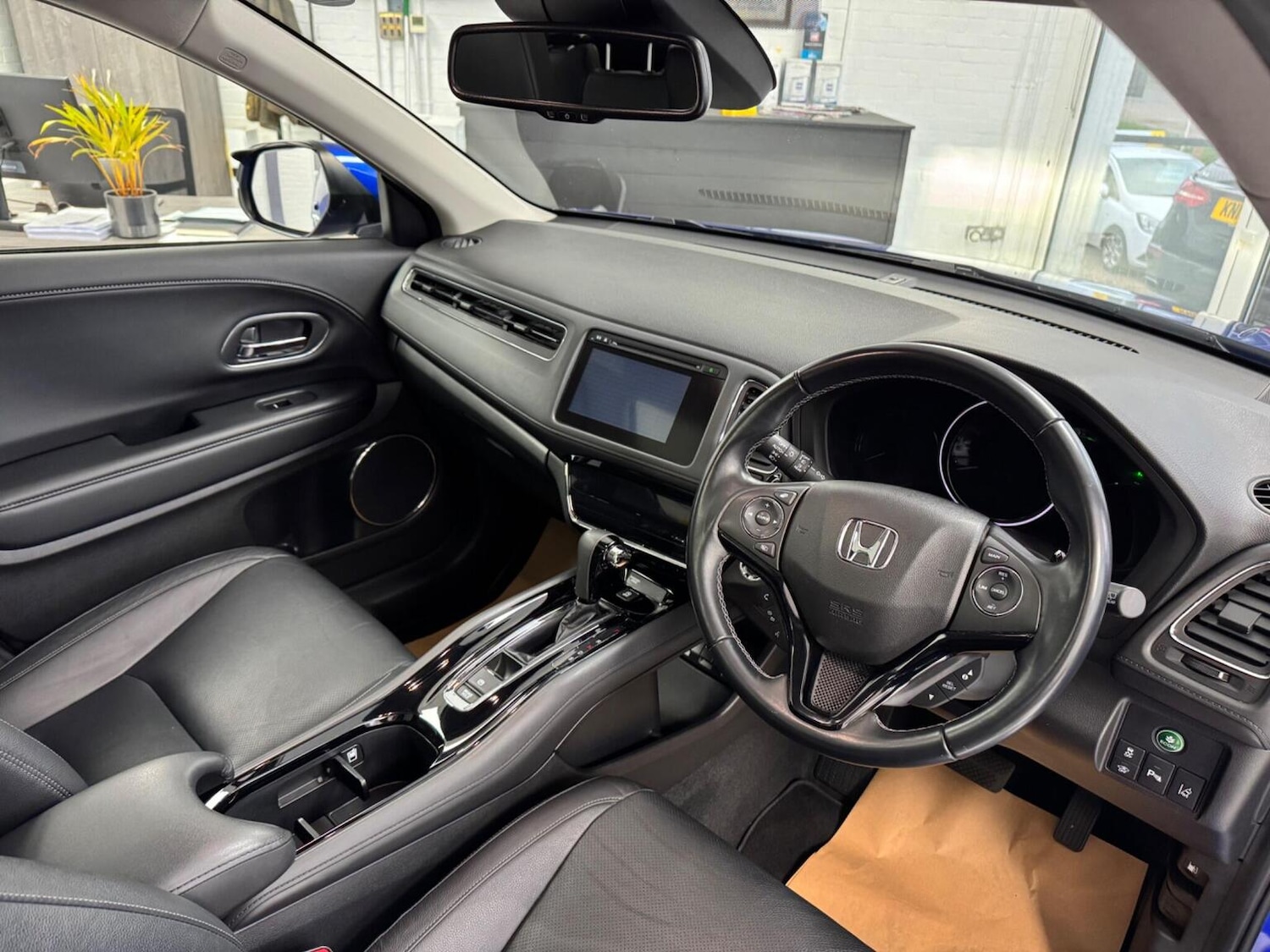 Used Honda HR-V 2019 for sale - 77792789: Photo 11