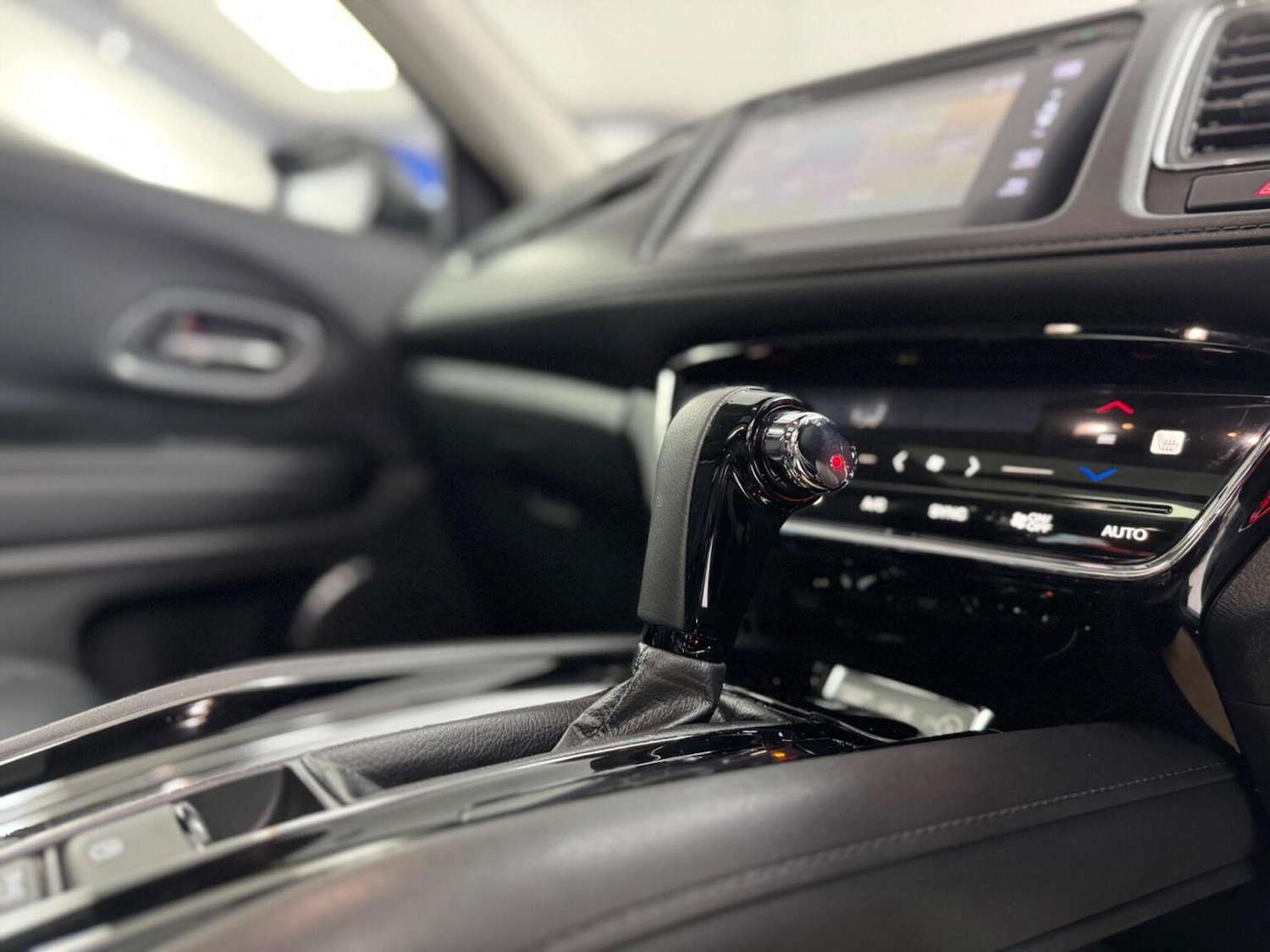 Used Honda HR-V 2019 for sale - 77792789: Photo 13