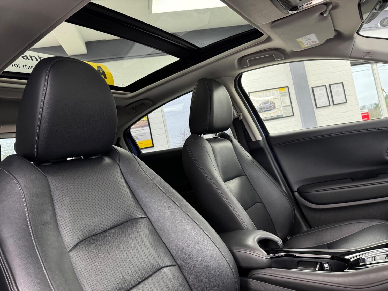 Used Honda HR-V 2019 for sale - 77792789: Photo 15