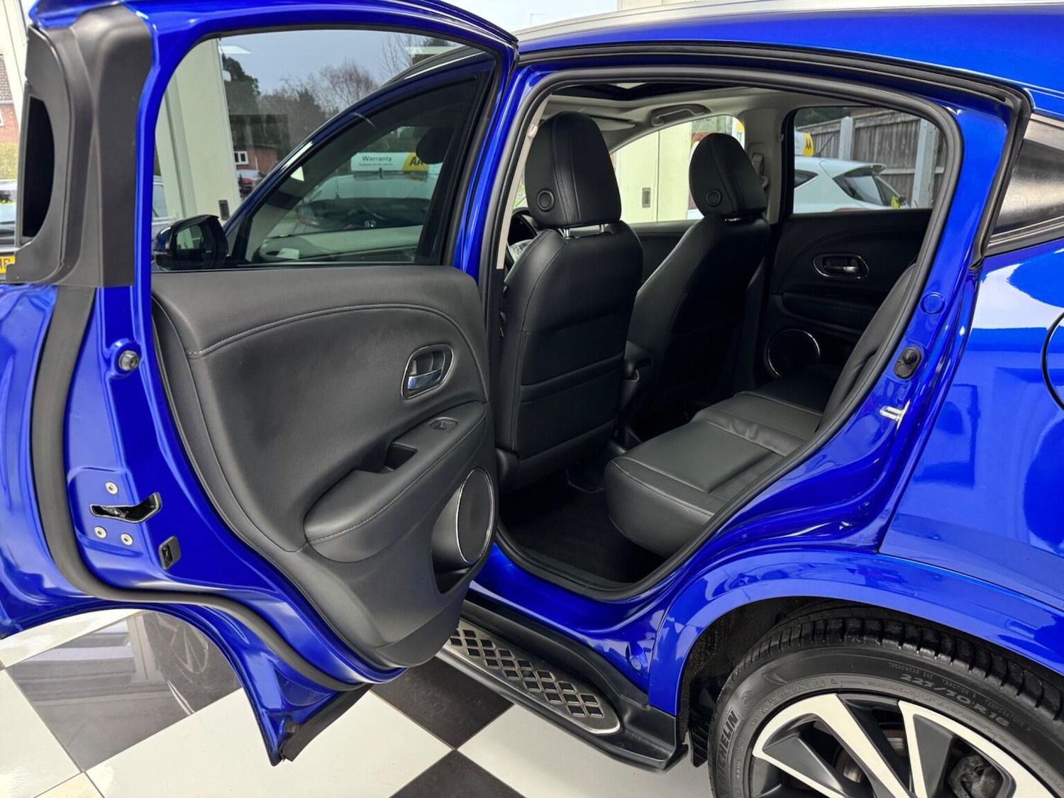 Used Honda HR-V 2019 for sale - 77792789: Photo 25