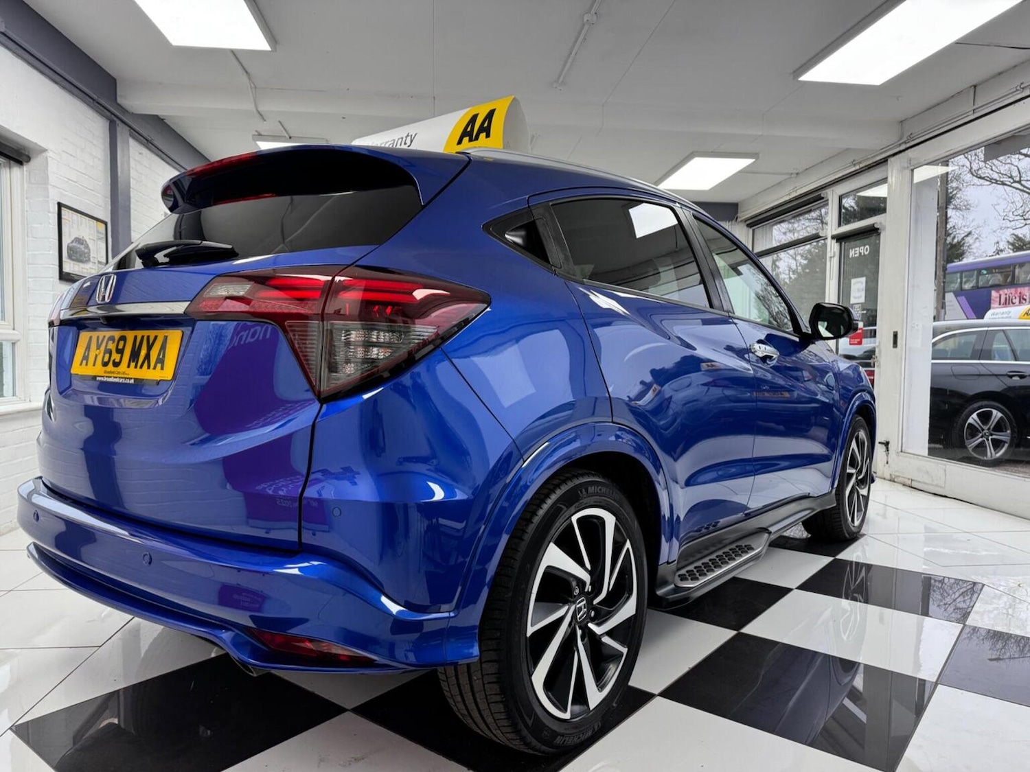 Used Honda HR-V 2019 for sale - 77792789: Photo 9