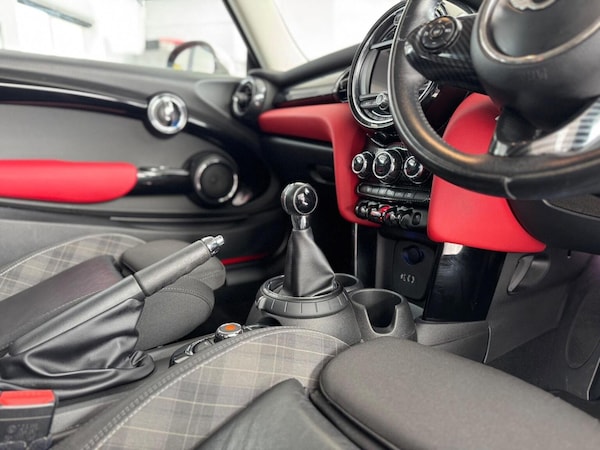 Used MINI Hatch 2015 for sale - 76313949: Photo 19