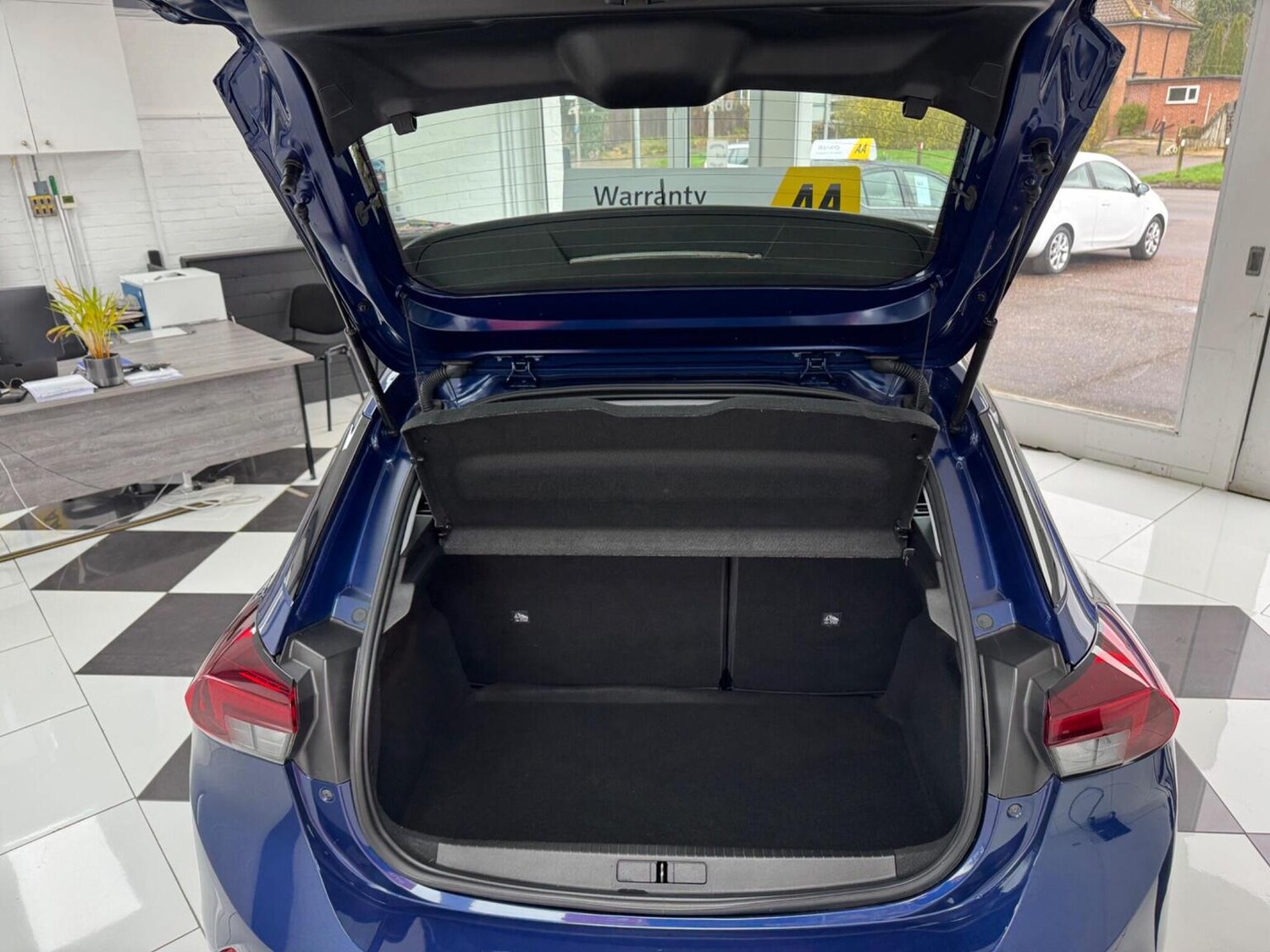 Used Vauxhall Corsa 2020 for sale - 77535931: Photo 40