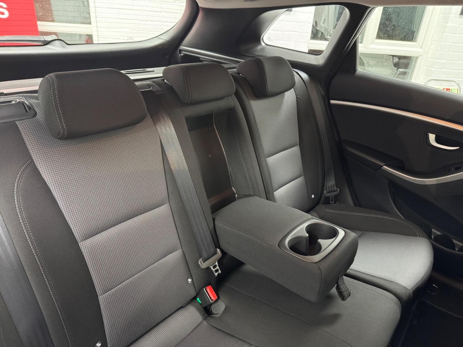 Used Hyundai i30 2015 for sale - 76583343: Photo 13