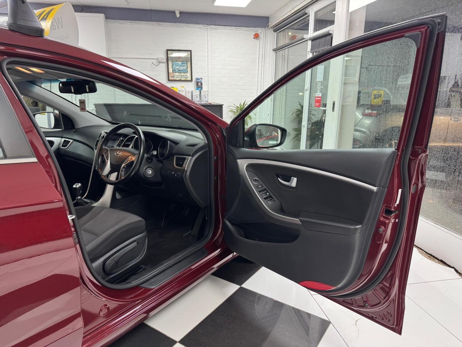 Used Hyundai i30 2015 for sale - 76583343: Photo 25