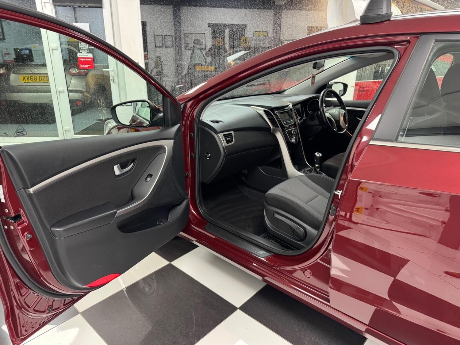 Used Hyundai i30 2015 for sale - 76583343: Photo 27