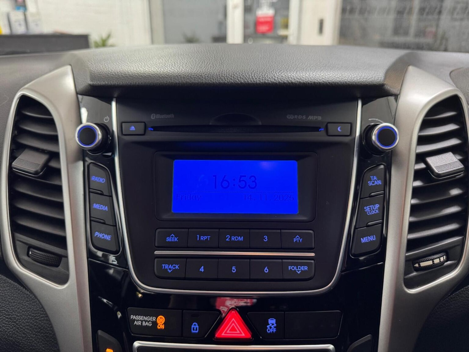 Used Hyundai i30 2015 for sale - 76583343: Photo 33