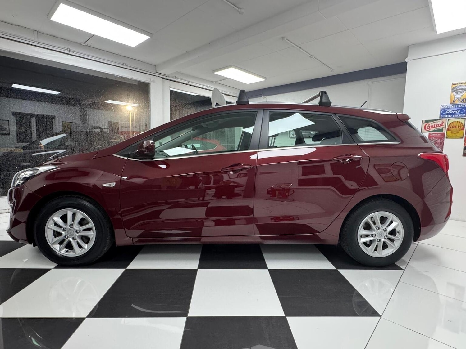 Used Hyundai i30 2015 for sale - 76583343: Photo 4