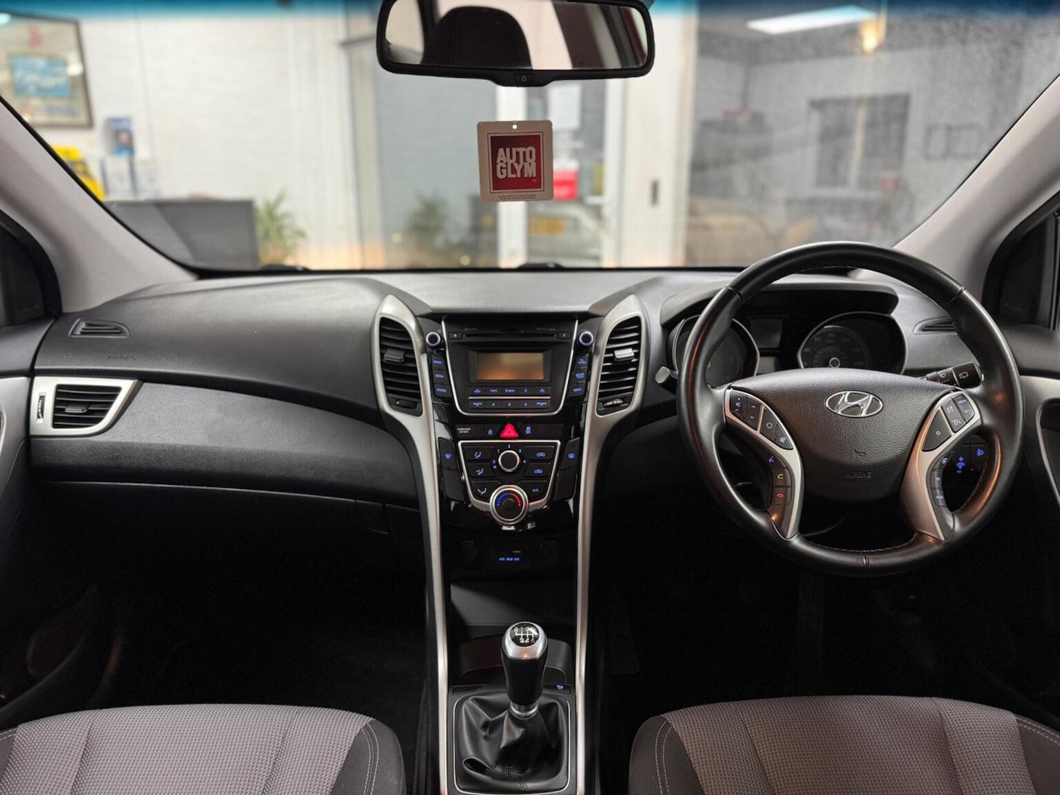 Used Hyundai i30 2015 for sale - 76583343: Photo 9