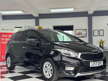Used Kia Carens 2017 for sale - 78229161: Photo