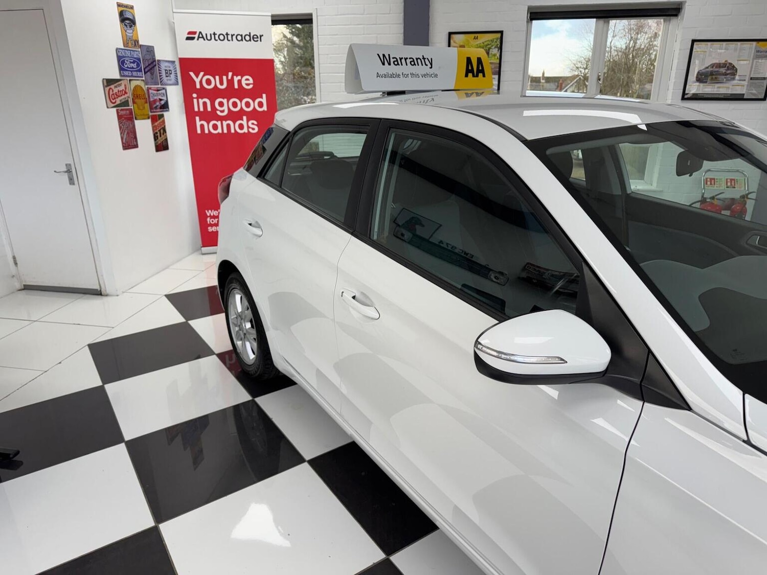 Used Hyundai i20 2017 for sale - 77228255: Photo 35