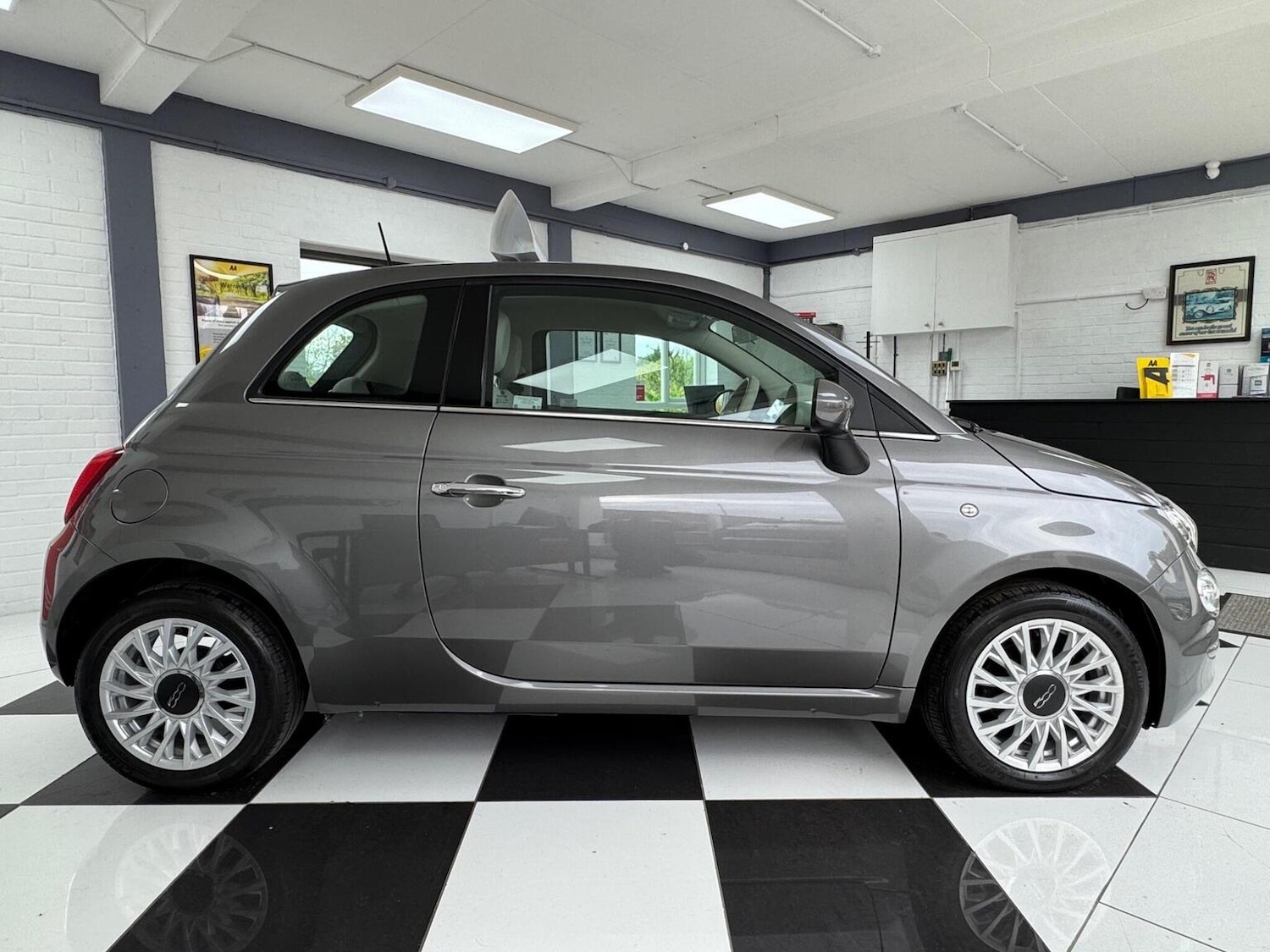 Used Fiat 500 2019 for sale - 76483094: Photo 8
