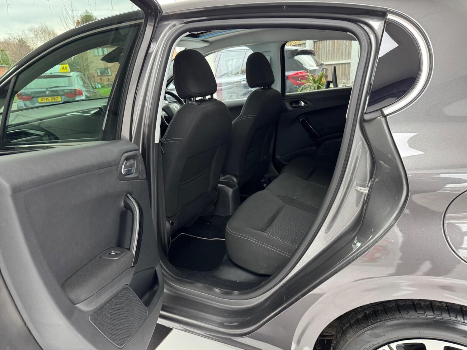 Used Peugeot 208 2018 for sale - 76963303: Photo 19