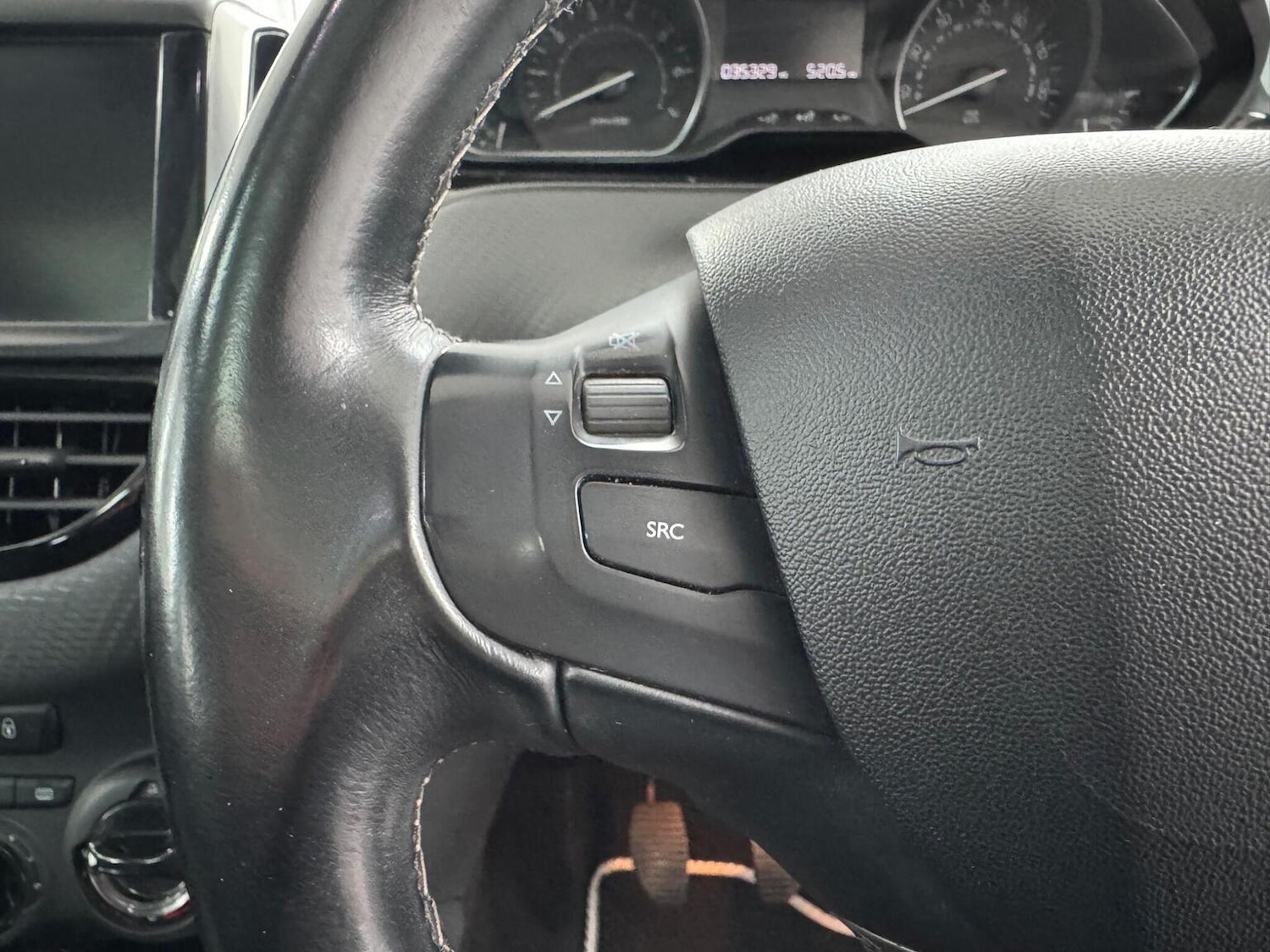 Used Peugeot 208 2018 for sale - 76963303: Photo 22