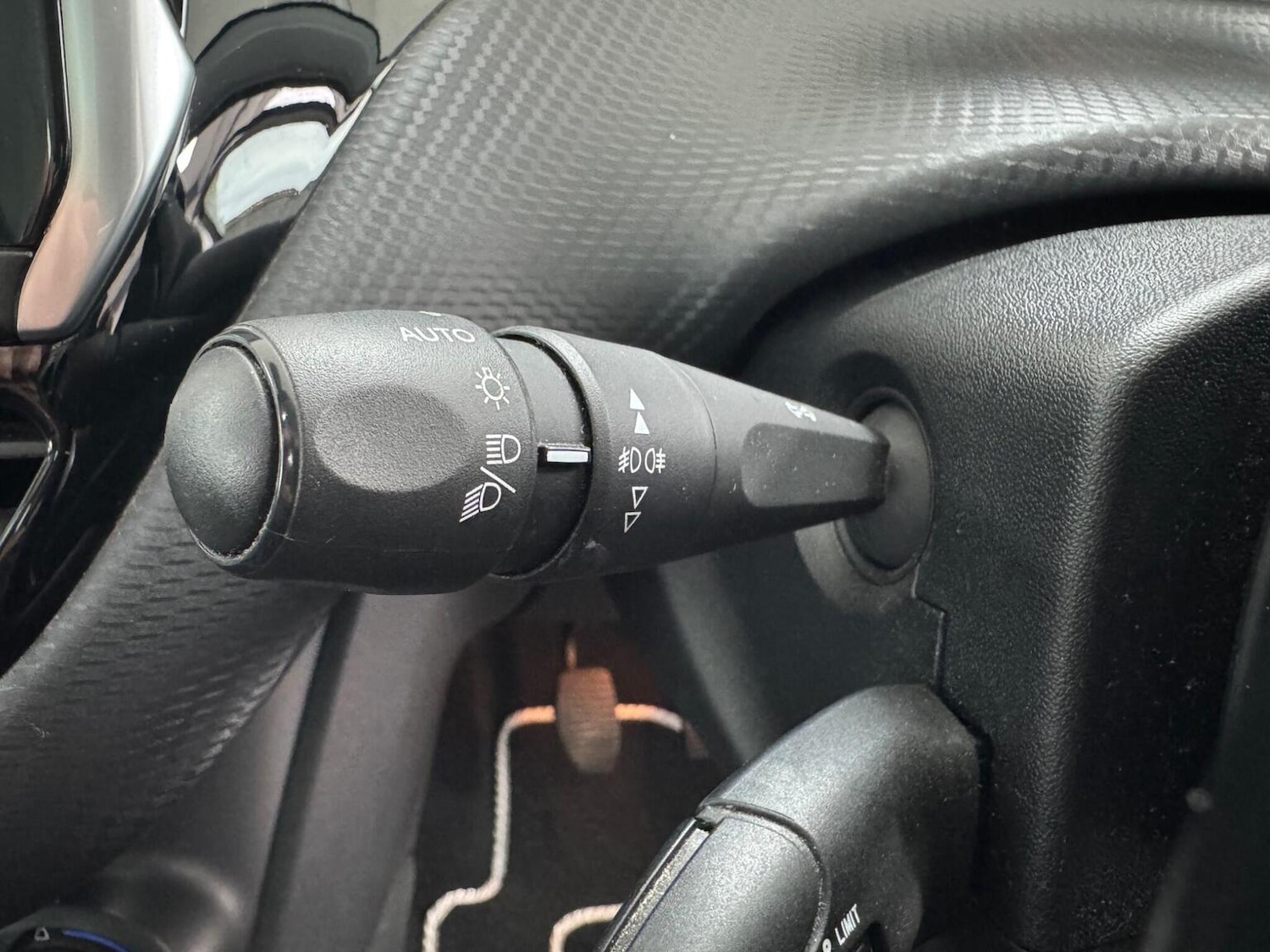 Used Peugeot 208 2018 for sale - 76963303: Photo 24