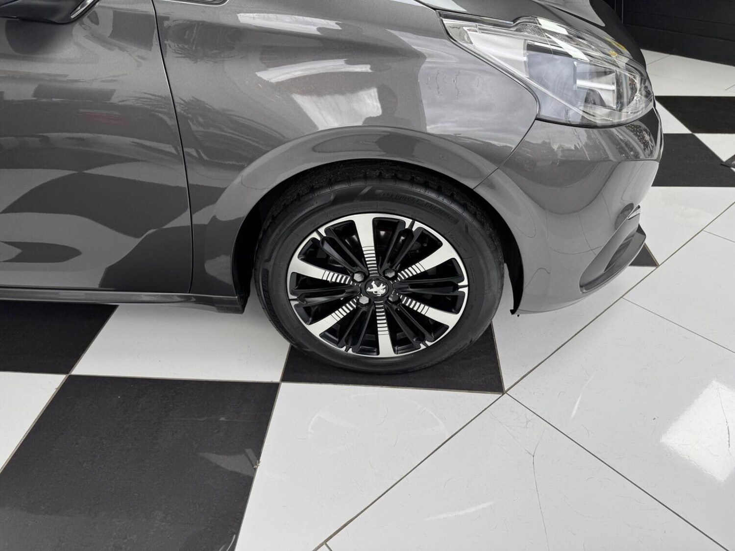 Used Peugeot 208 2018 for sale - 76963303: Photo 30