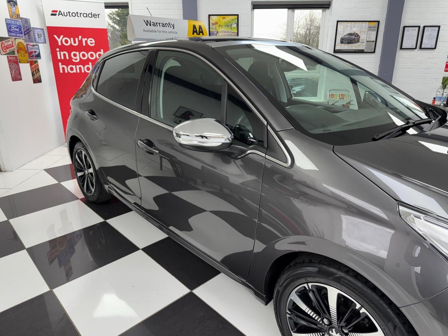 Used Peugeot 208 2018 for sale - 76963303: Photo 36