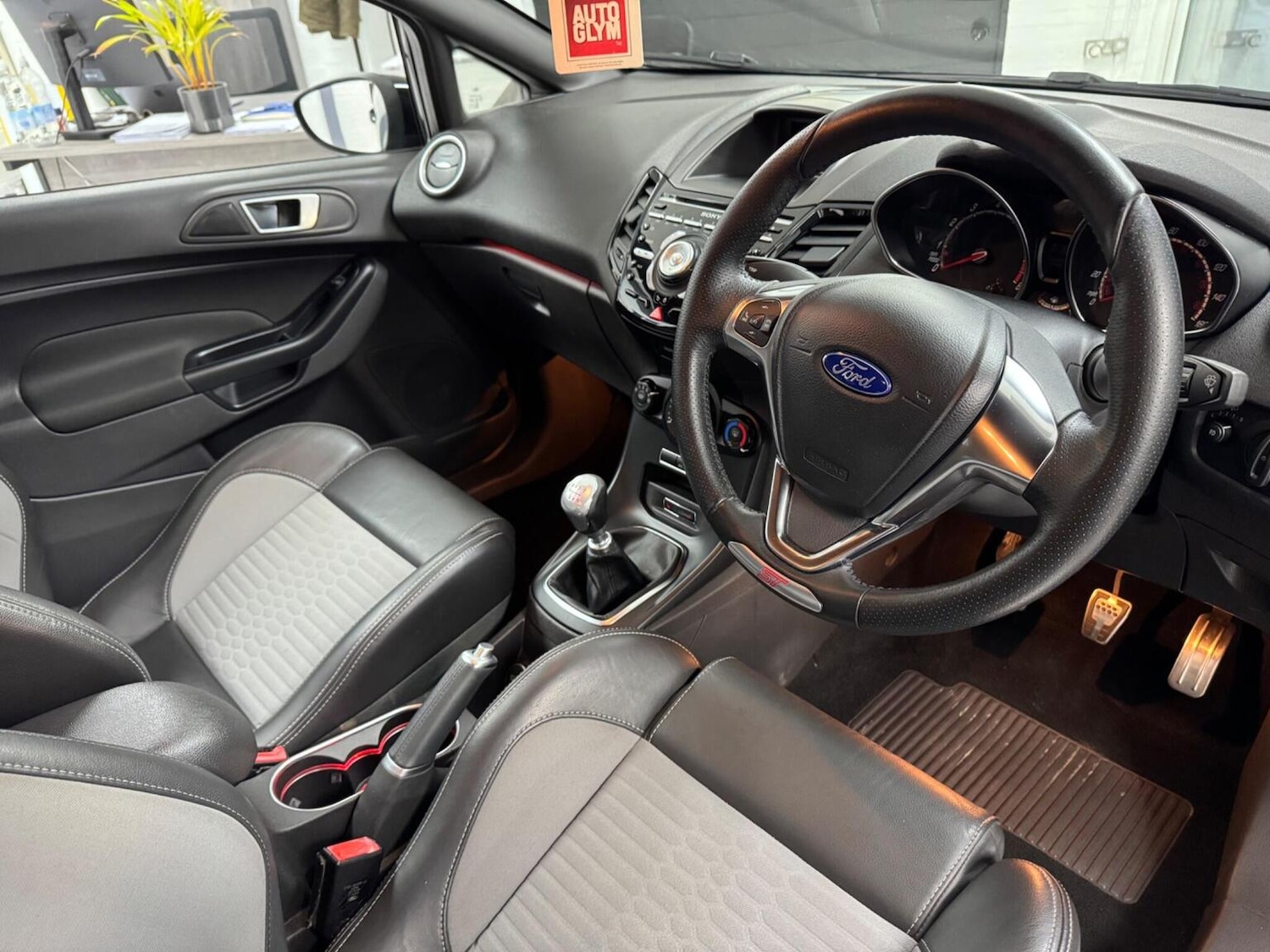 Used Ford Fiesta 2016 for sale - 77237070: Photo 12