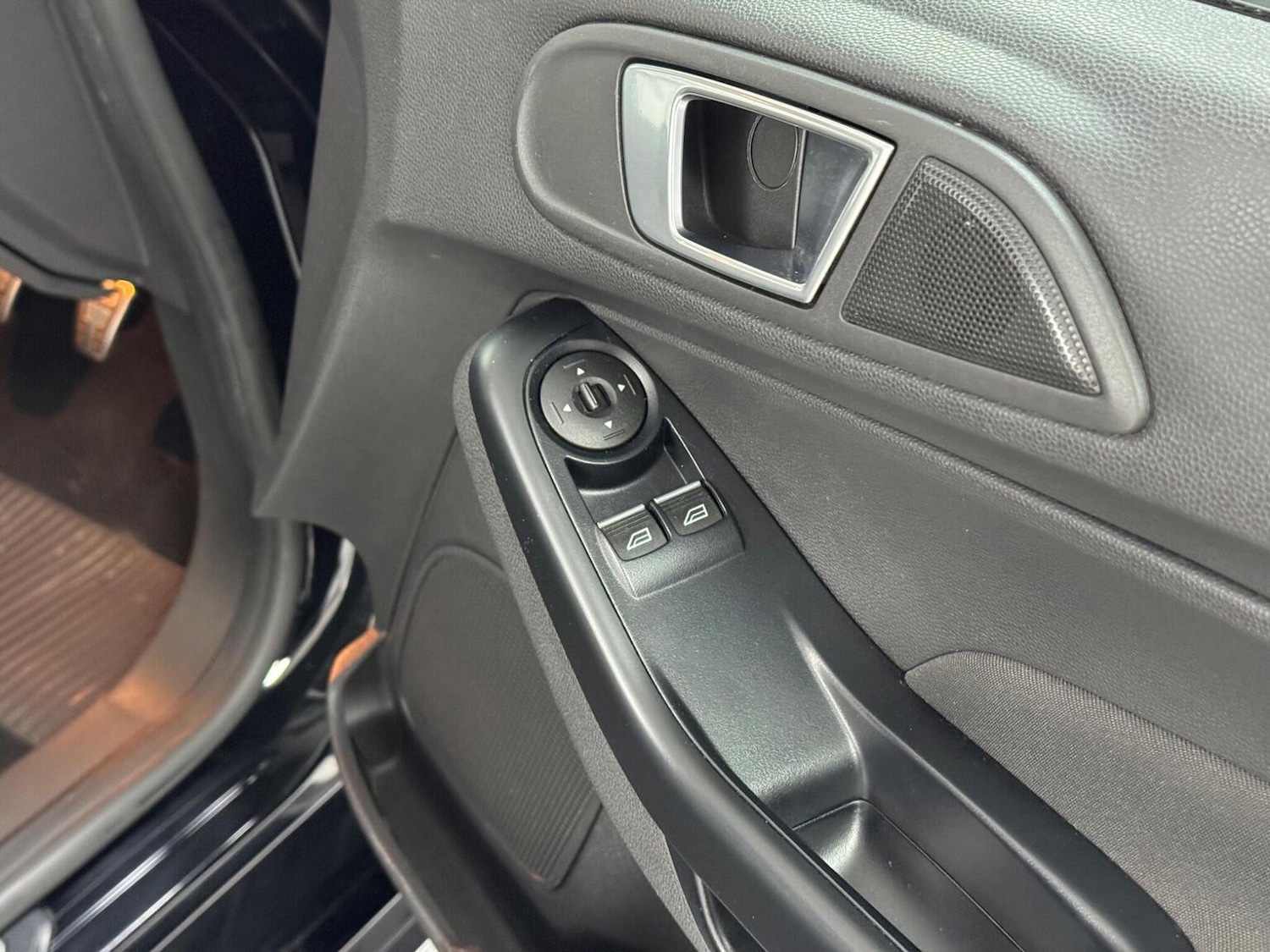 Used Ford Fiesta 2016 for sale - 77237070: Photo 14